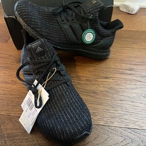 Men’s Ultraboost 4.0 DNA Black size 10